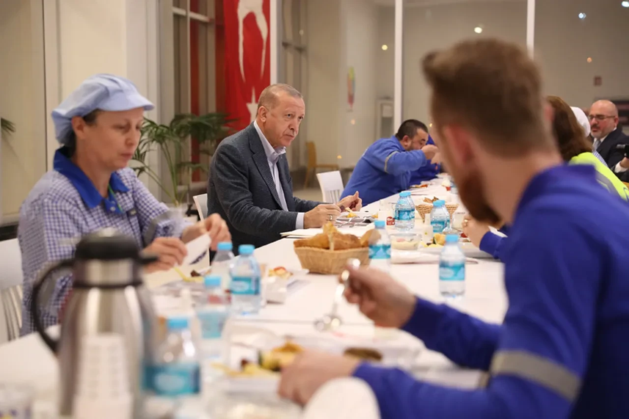 Mobbing kararı Resmi Gazete'de yayımlandı! 'İşçilerin hakkı devlet güvencesinde'