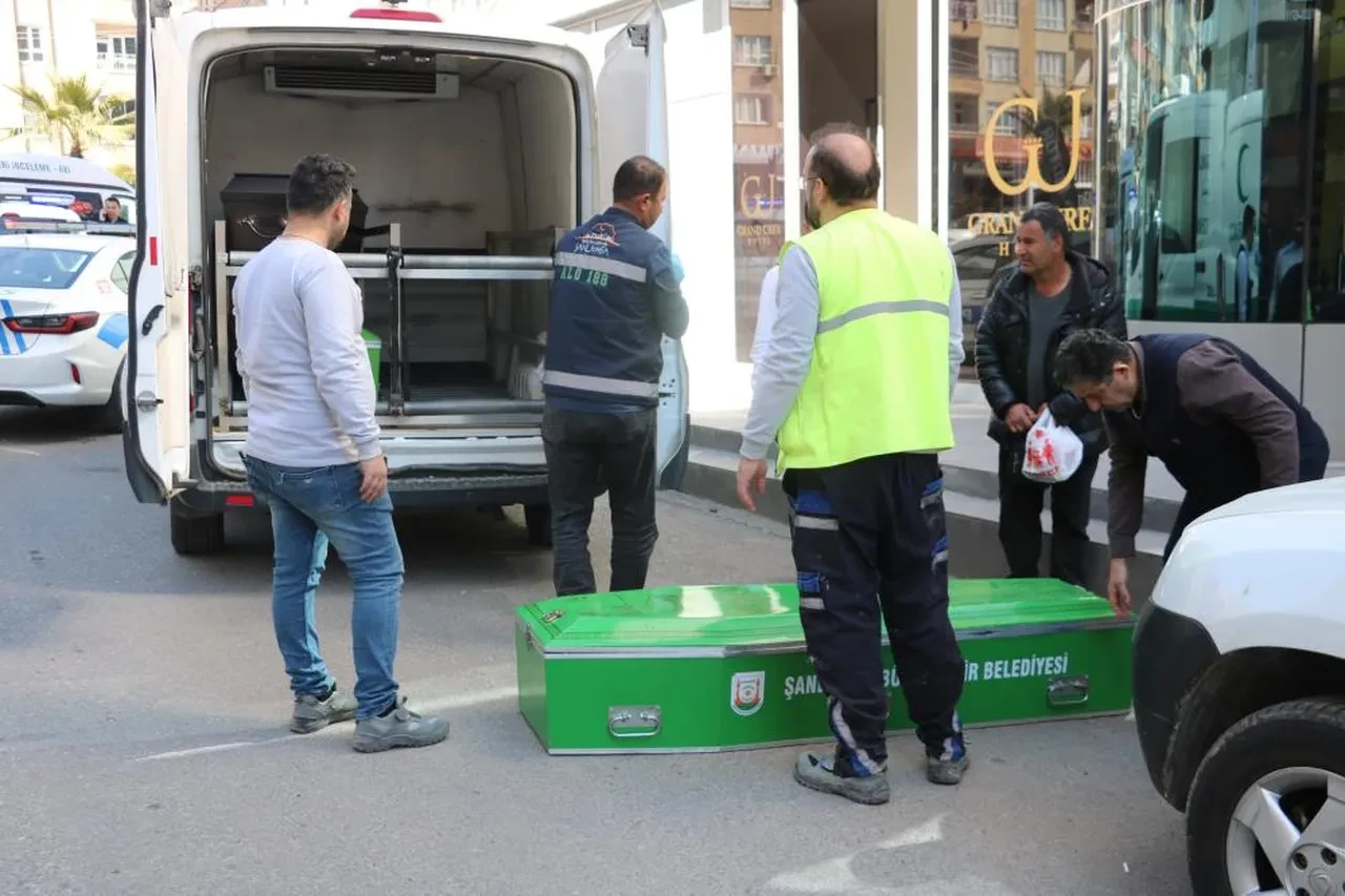 Otel odasında kahreden olay! Odaya giren çalışanlar şoke oldu