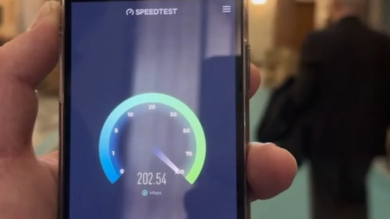 5G teknolojisi TBMM’de! Hız testi yapıldı