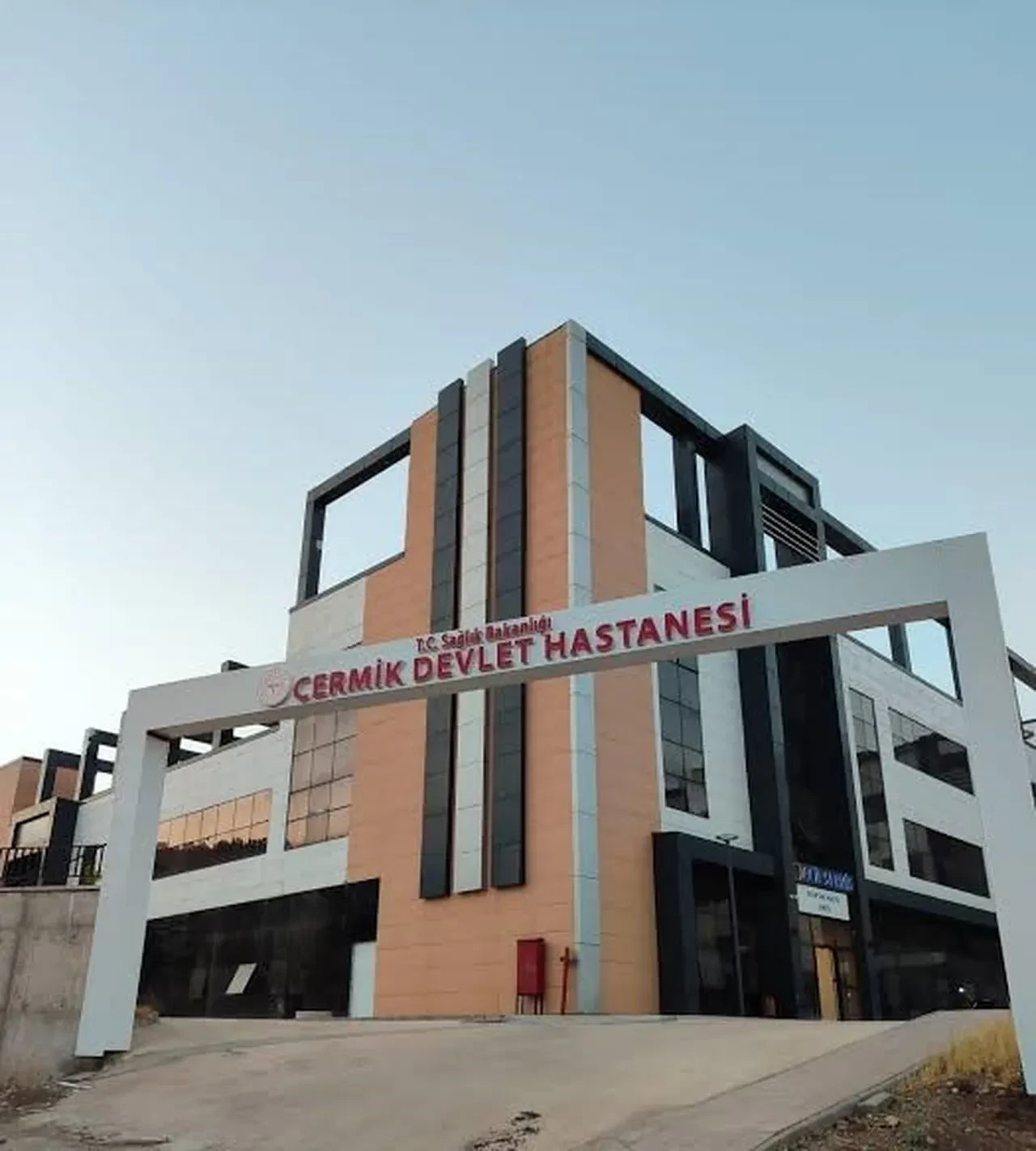 Diyarbakır'da iki aile arasında silahlı çatışma: Ölü ve yaralılar var