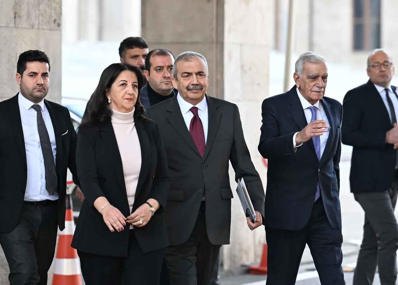 Son dakika | DEM Parti MHP ve AK Parti'yi ziyaret edecek! Tarih belli oldu