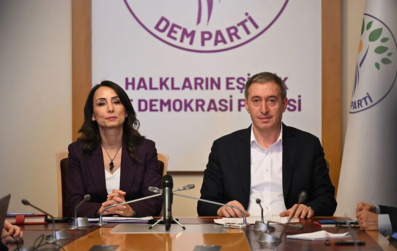 Son dakika | DEM Parti MHP ve AK Parti'yi ziyaret edecek! Tarih belli oldu