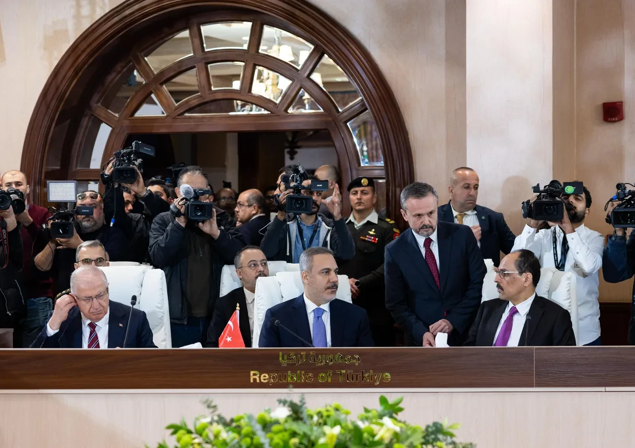 Bakan Fidan'dan kritik çağrı: Suriye konusunda sorumluluk alınmalı