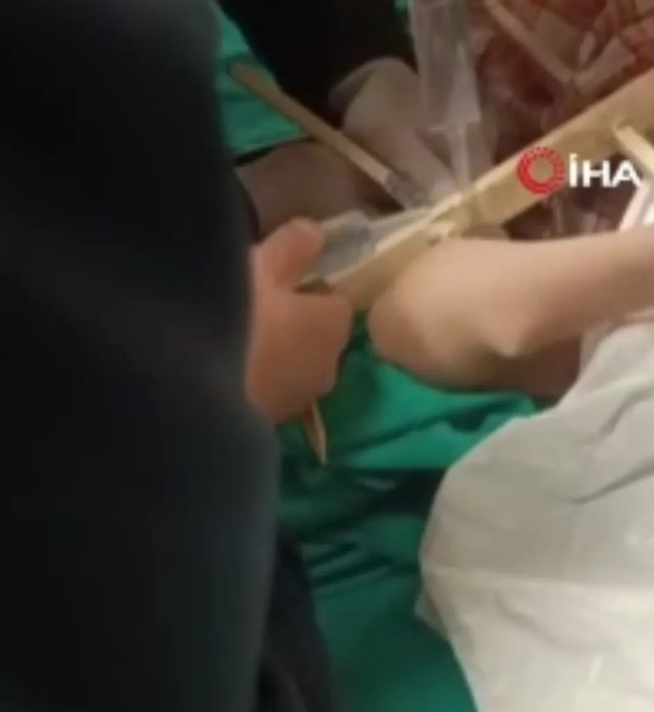 Oyun oynarken korkuluğa saplandı! Minik Zehranur'un haykırışları yürek sızlattı