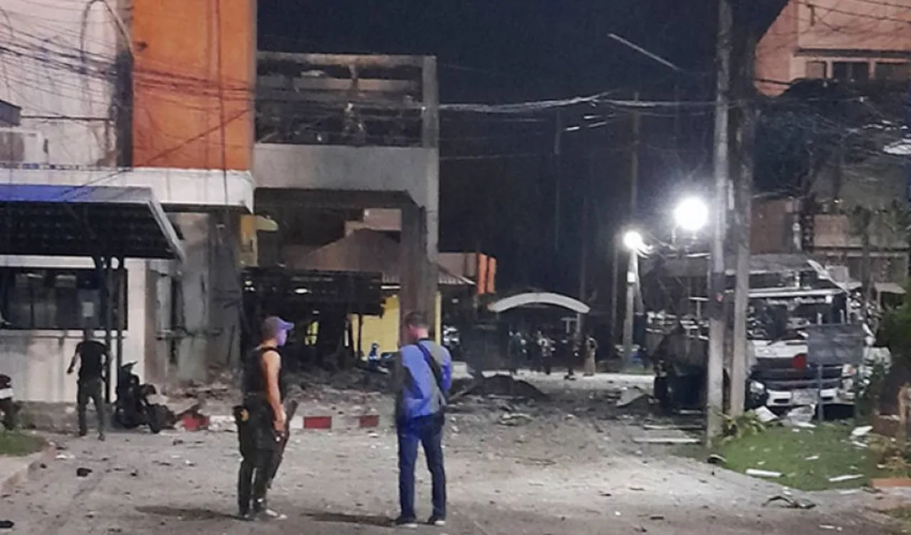 Tayland'da art arda silahlı ve bombalı saldırı: Ölü ve yaralılar var