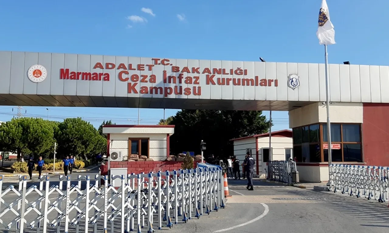 Cezaevinde işkence iddiası! Bakan Tunç yalanladı