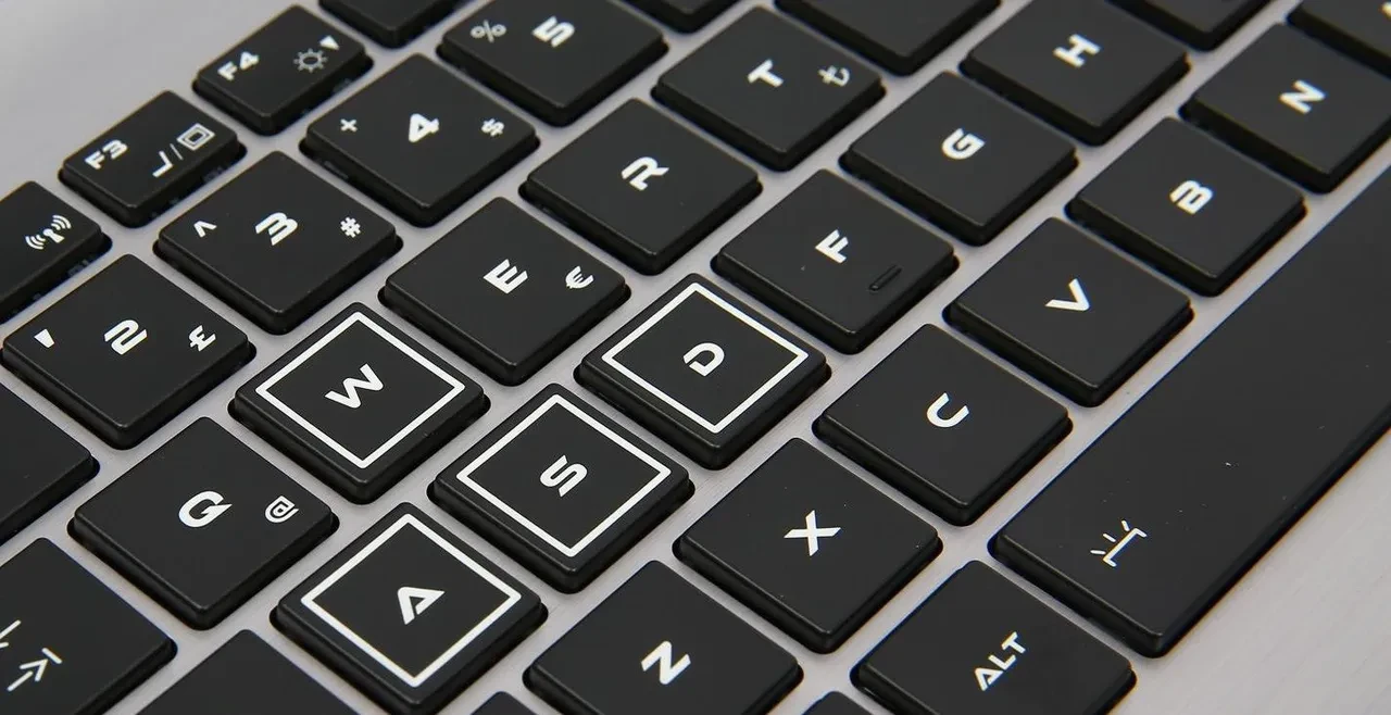 F4 Tuşu Nedir, Nerede ve Ne İşe Yarar? Klavyede F4 Tuşu Hangisi?