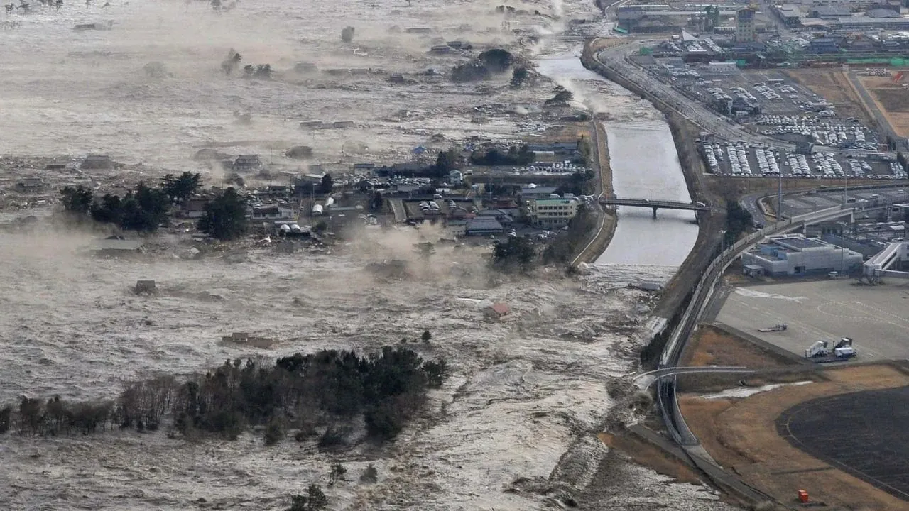 Korkunç depremlerin ardından felaket raporu! Mega deprem için tarih verildi: 300 bine yakın kişi ölebilir