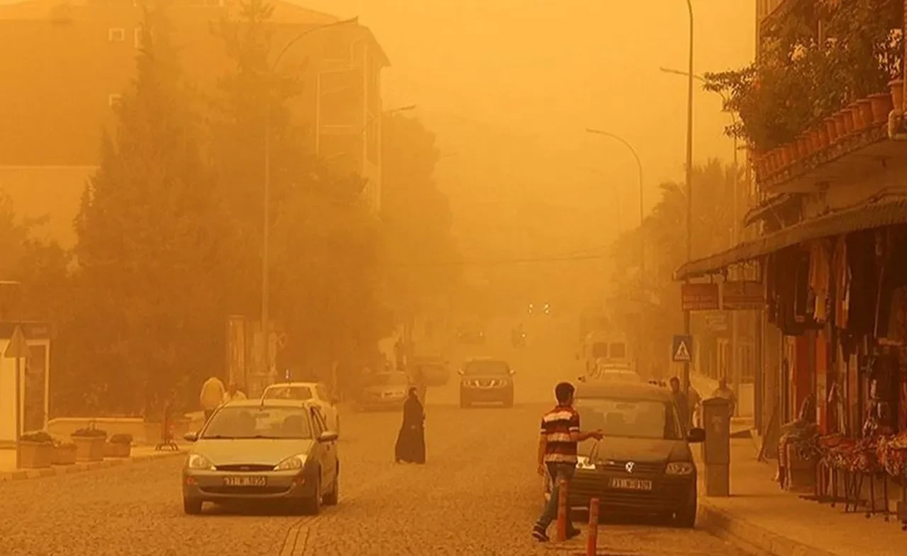 Nisan yağmurları şiddetleniyor! Meteoroloji 8 il için sarı kod uyarısı yaptı! 1 Nisan hava durumu