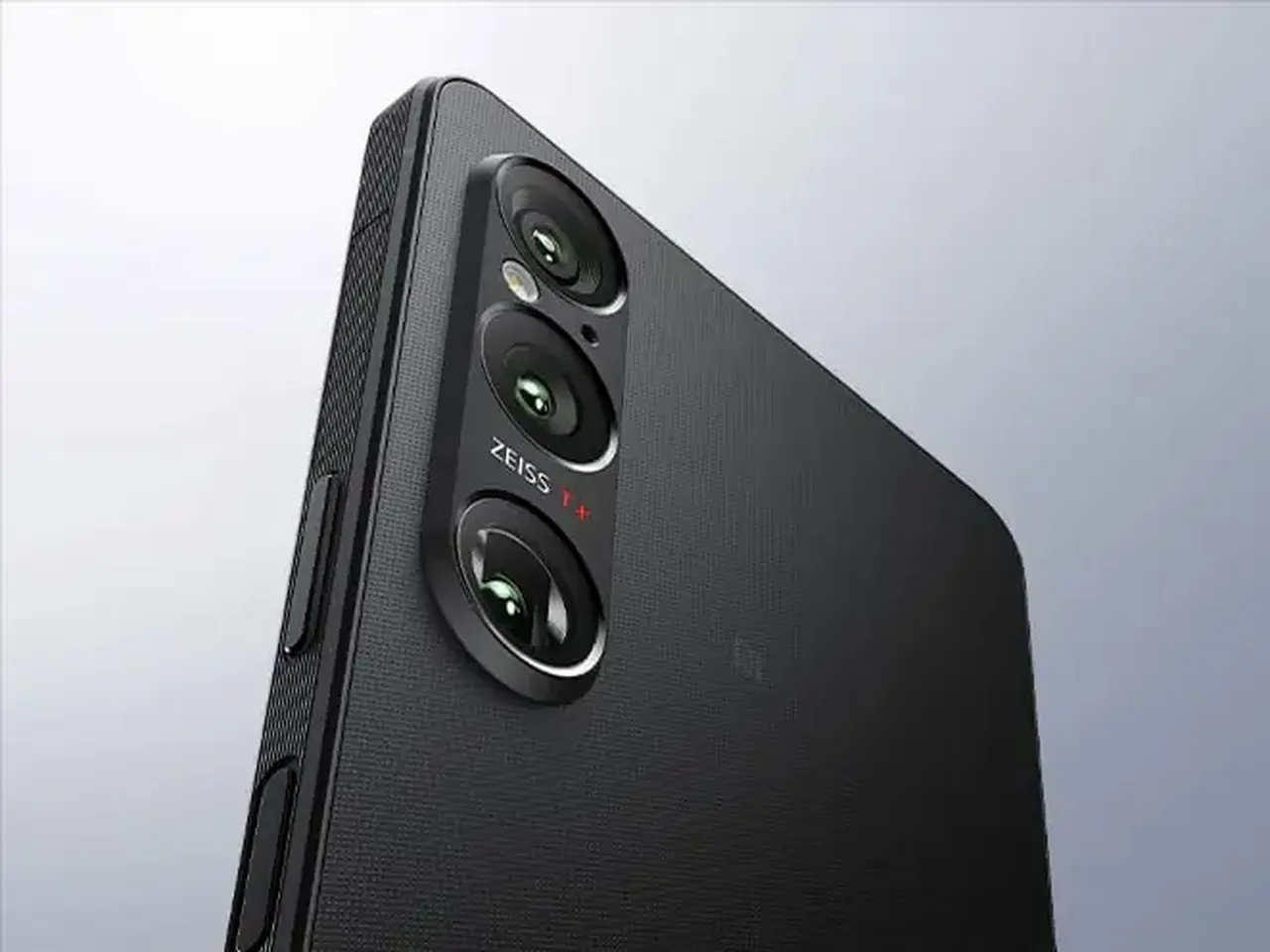 Walkman efsanesi yeniden doğuyor! Sony yeni telefonuyla birlikte sürpriz yapacak