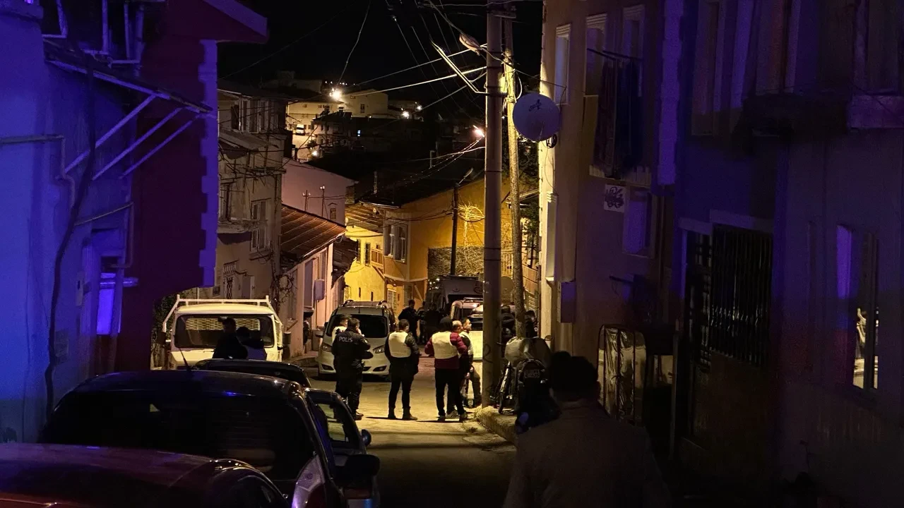 Burdur'da polisi alarma geçiren olay! Av tüfeğiyle dehşet saçtı