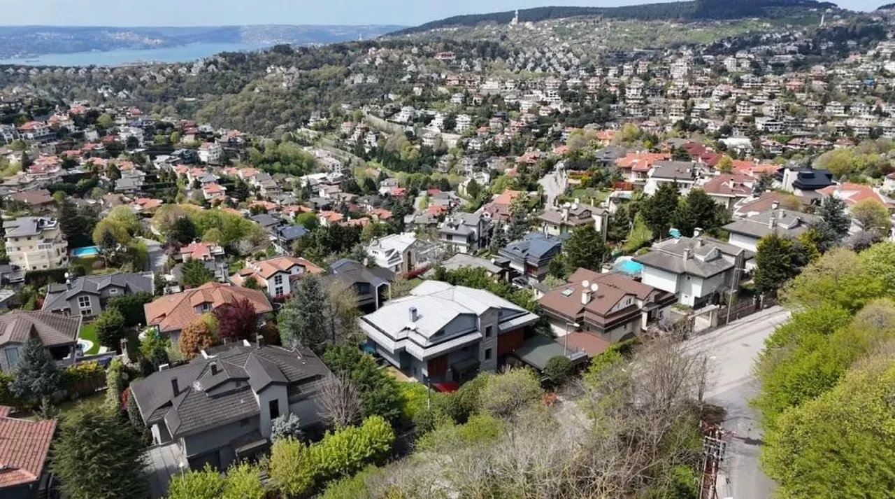 Ekrem İmamoğlu’nun danışmanı Murat Ongun bir yıllık kirayı peşin ödemiş! Aylık gelirim 350 bin TL demişti