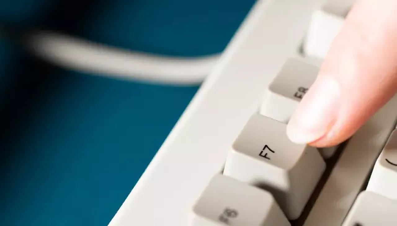 F7 Tuşu Görevi Nedir, Nerede ve Ne İşe Yarar? Klavyede F7 Tuşu Hangisi?