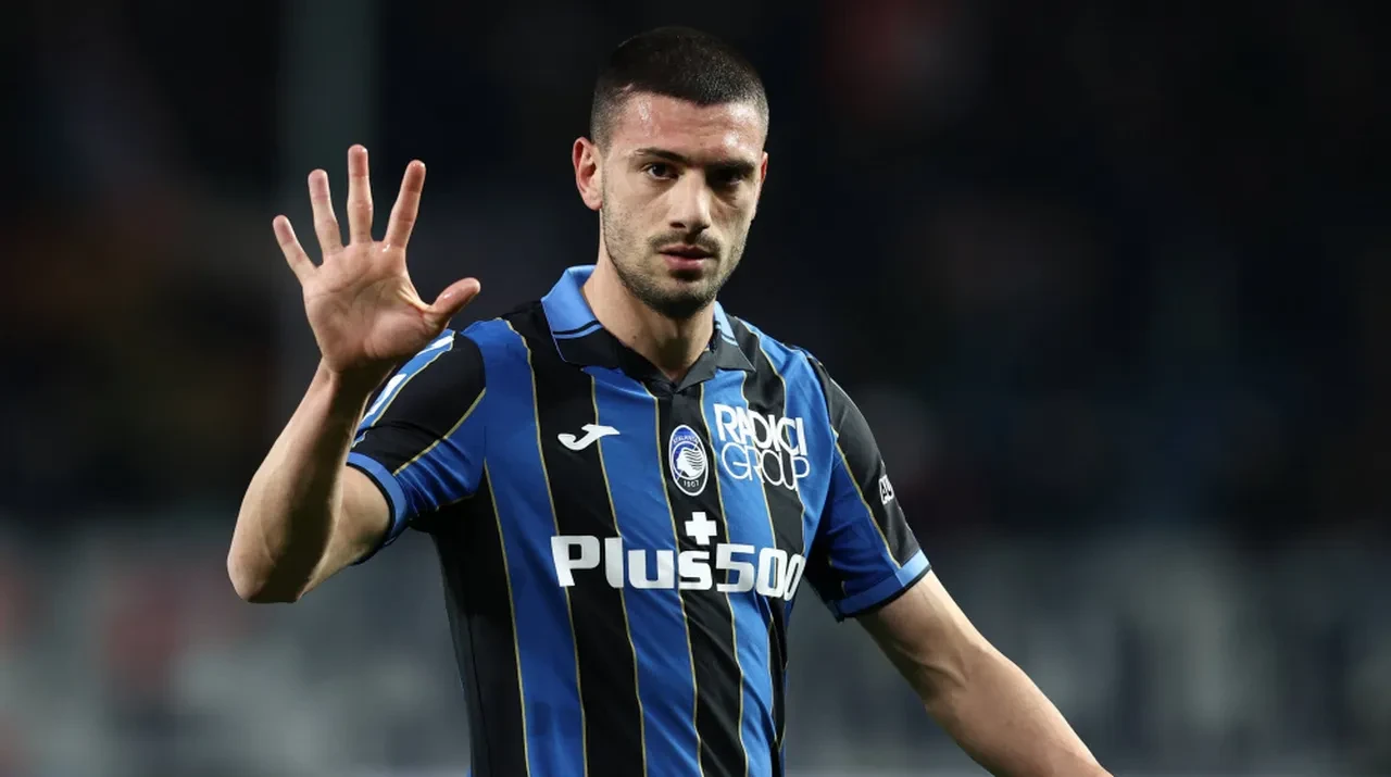 Fenerbahçe transfer planlarına başlıyor! Eski oyuncusunu yeniden kadroya katacak