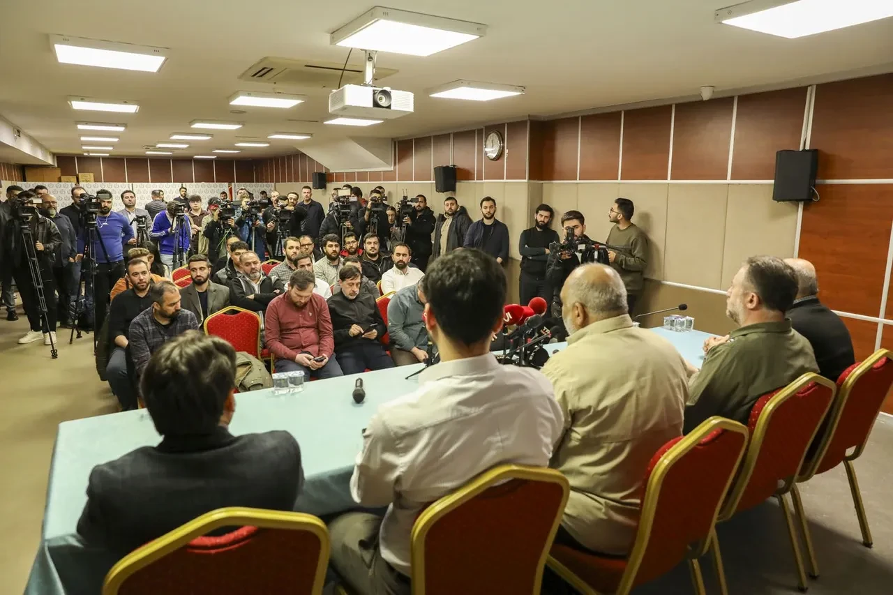 İHH Başkanından tüm Türkiye'ye çağrı! "Gazze için sokaklara çıkın meydanlara inin"