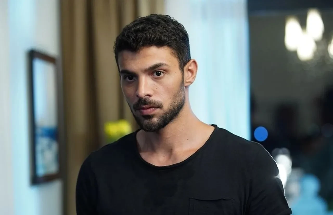 Halit Özgür Sarı geri dönüyor! Hayranları yeni rolünü duyunca çok şaşıracak 