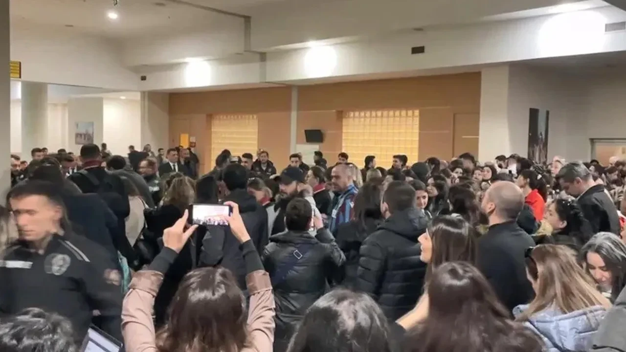 Mattia Ahmet Minguizzi cinayetinde hesap günü! Tehditlerin ardı arkası kesilmiyor: 'Bize bir bıçak kadar uzaksın'