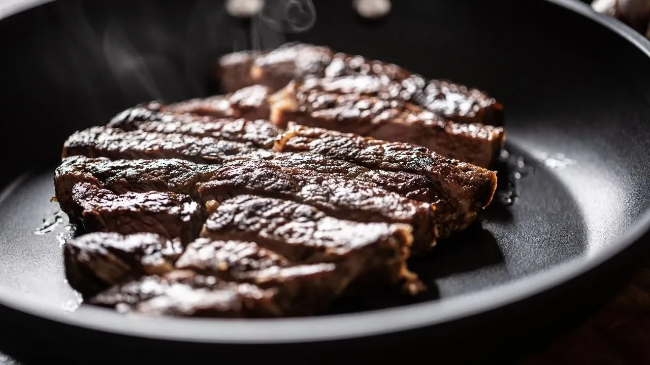 Teflon tavayı bulaşık makinesinde yıkayanlar soluğu doktorda aldı! Kansorejen etki 2 kat artıyor