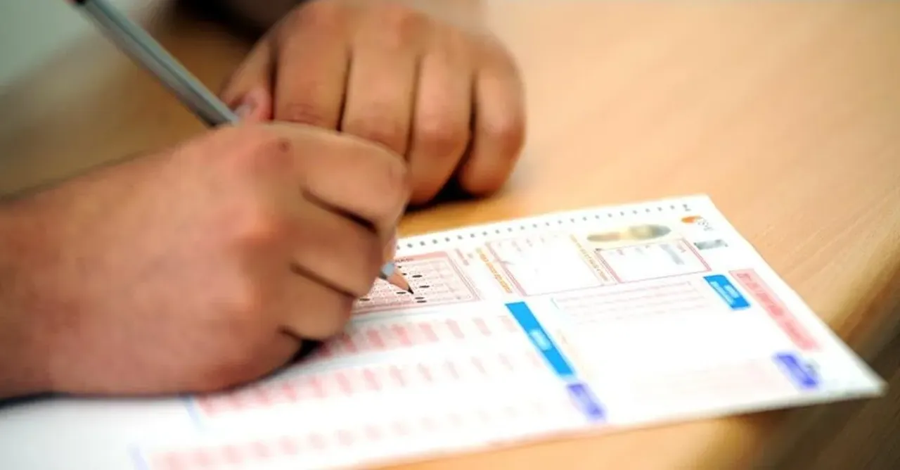 2025 AUZEF vize sınavları saat kaçta? Sınav oturumlarının saatleri belli oldu