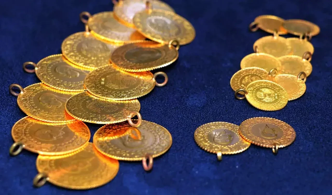 Altında tarihi rekor! İşte 11 Nisan 2025 gram altın, çeyrek altın fiyatları