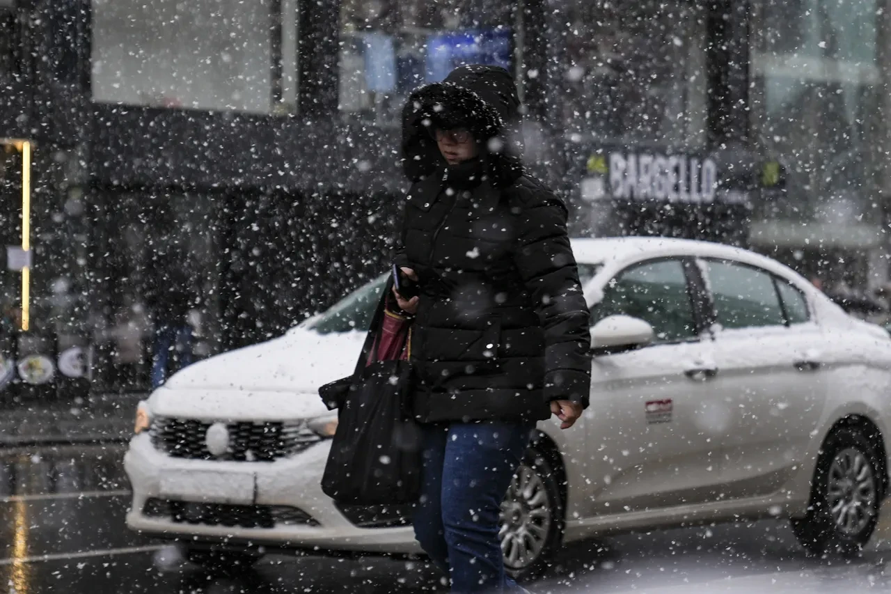 Ankara'ya lapa lapa kar yağdı! Nisan ayında şoke eden görüntüler