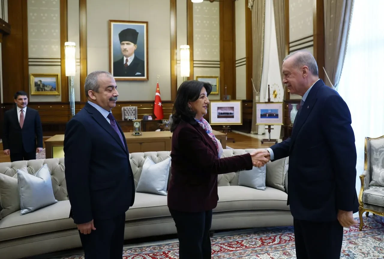 Barış Yarkadaş'tan dikkat çeken Erdoğan-DEM ve Şara analizi