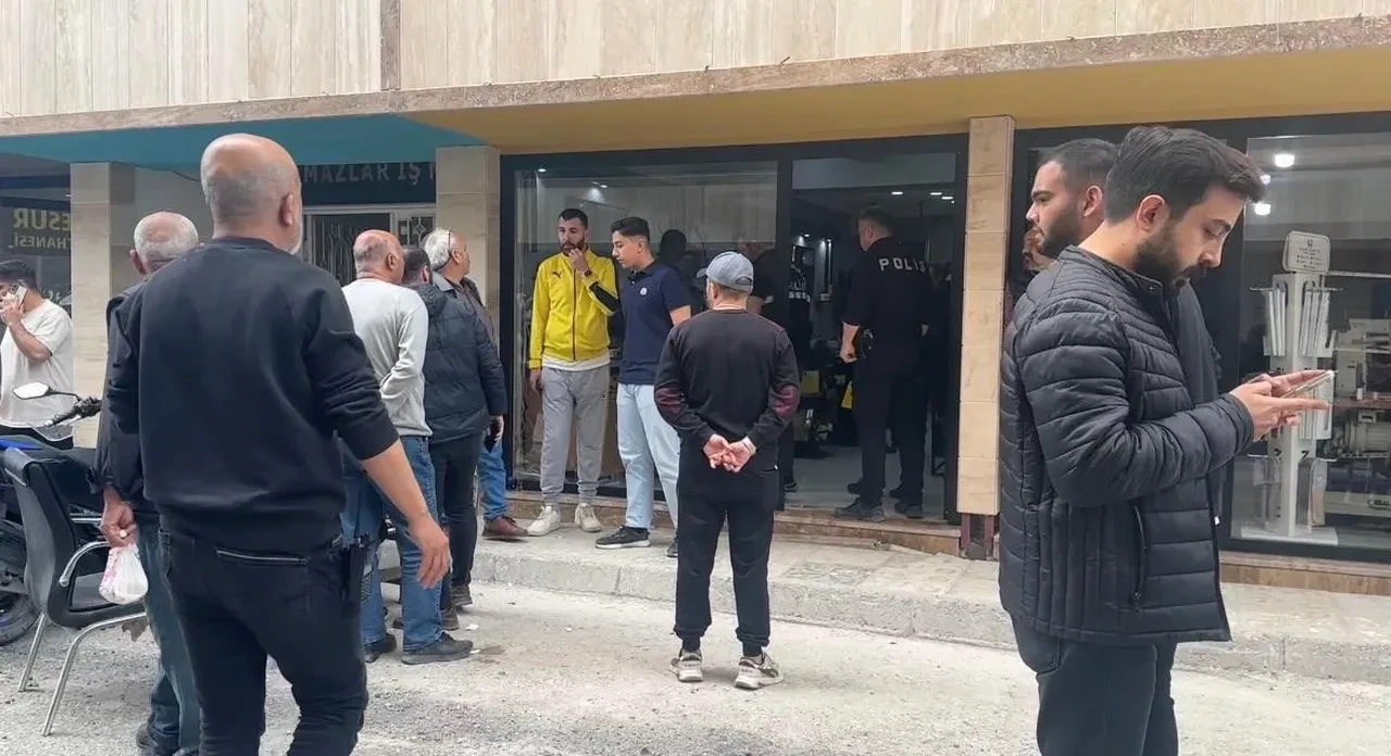 Berbere girip selam verdi sonra kurşun yağdırdı