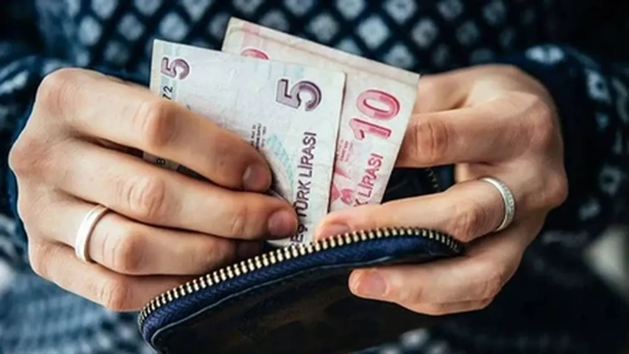 En düşük emekli maaşı için son tablo! Memur kesimi emeklinin gerisinde kaldı