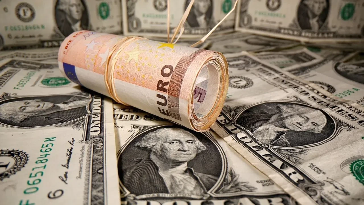 Euro fiyatı liderliği ele aldı! İsviçre frangı parladı: Yeşil para kan kaybediyor