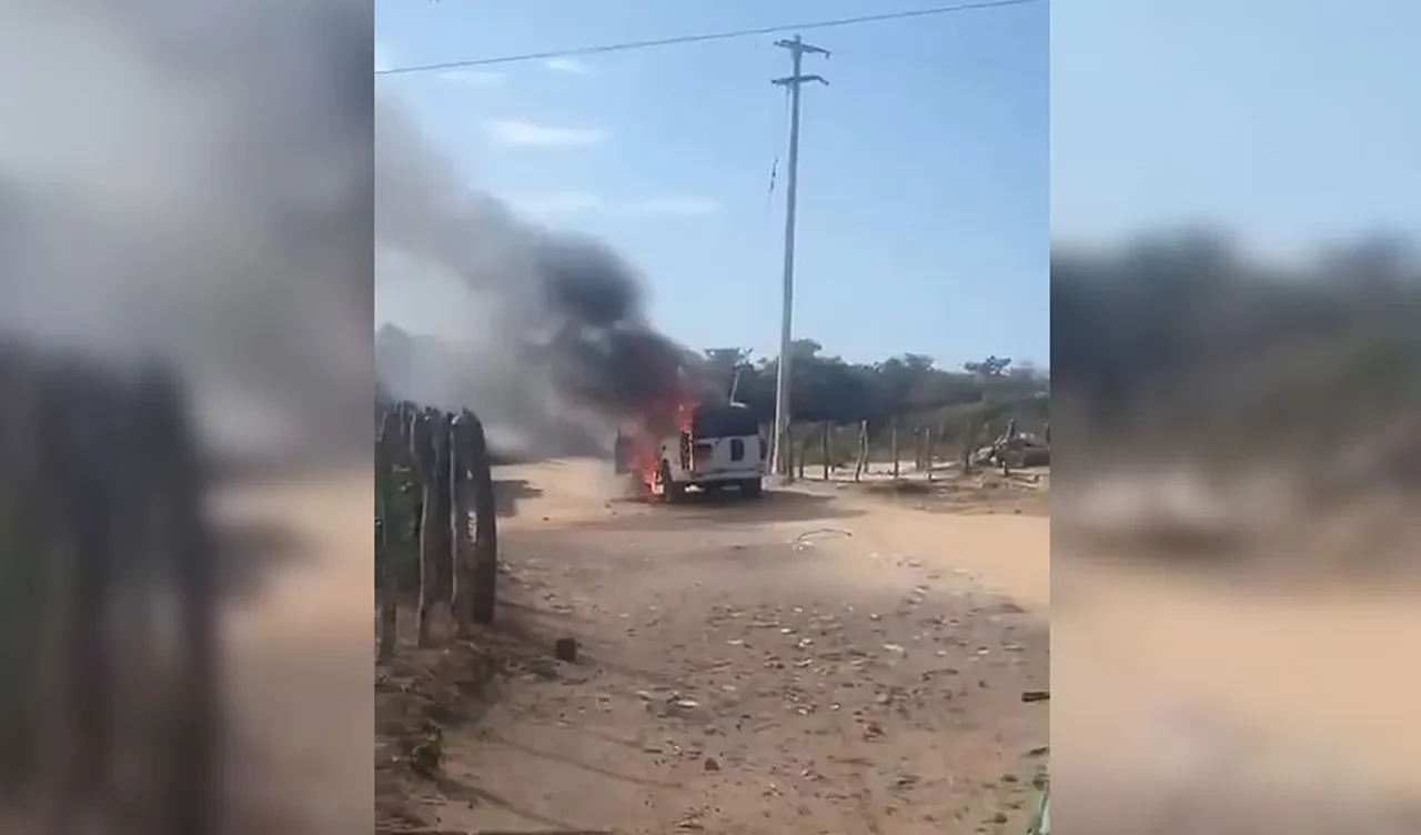 Kolombiya'da film gibi soygun! Saçılan banknotları halk topladı