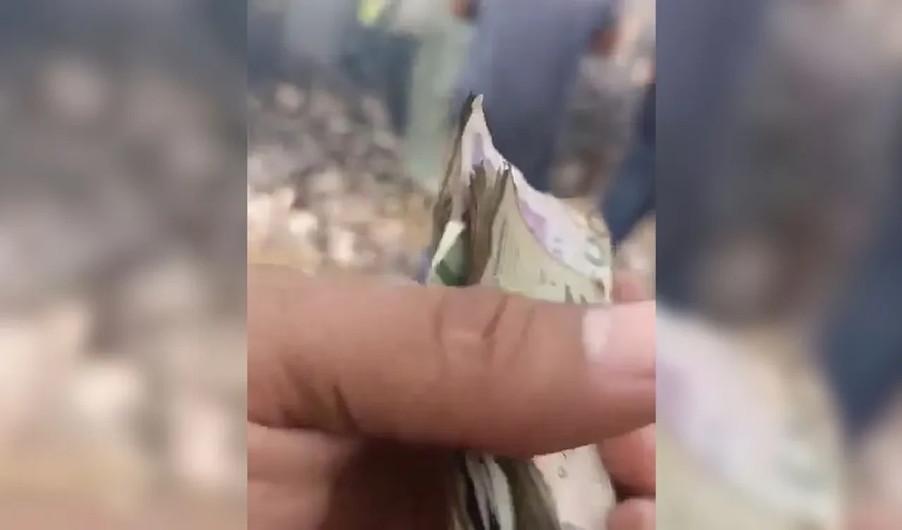Kolombiya'da film gibi soygun! Saçılan banknotları halk topladı