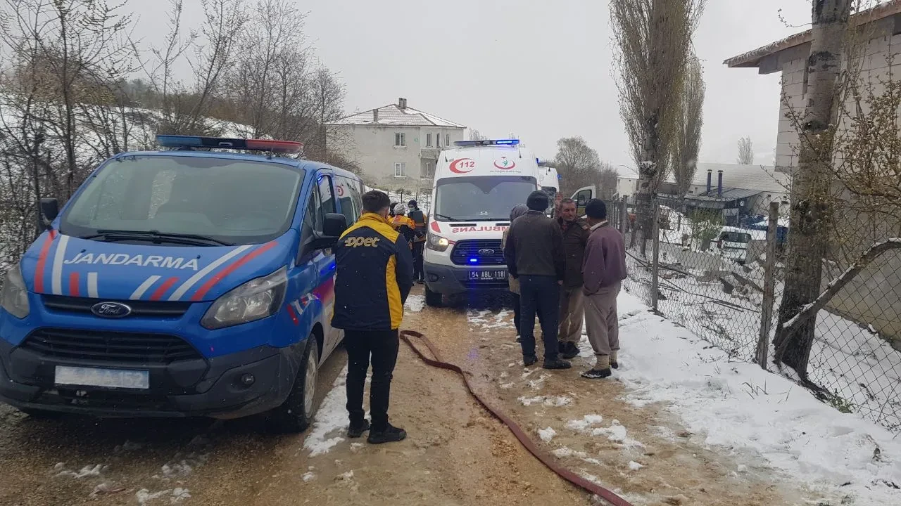 Sakarya'da kahreden yangın! İki çocuk feci şekilde can verdi