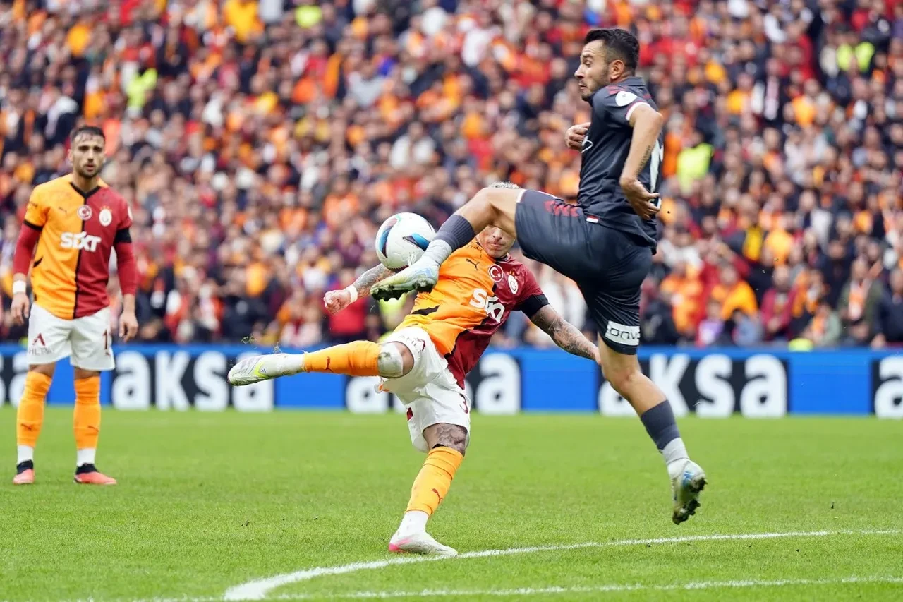 Samsunspor Galatasaray CANLI nereden izlenir? Maç başlıyor