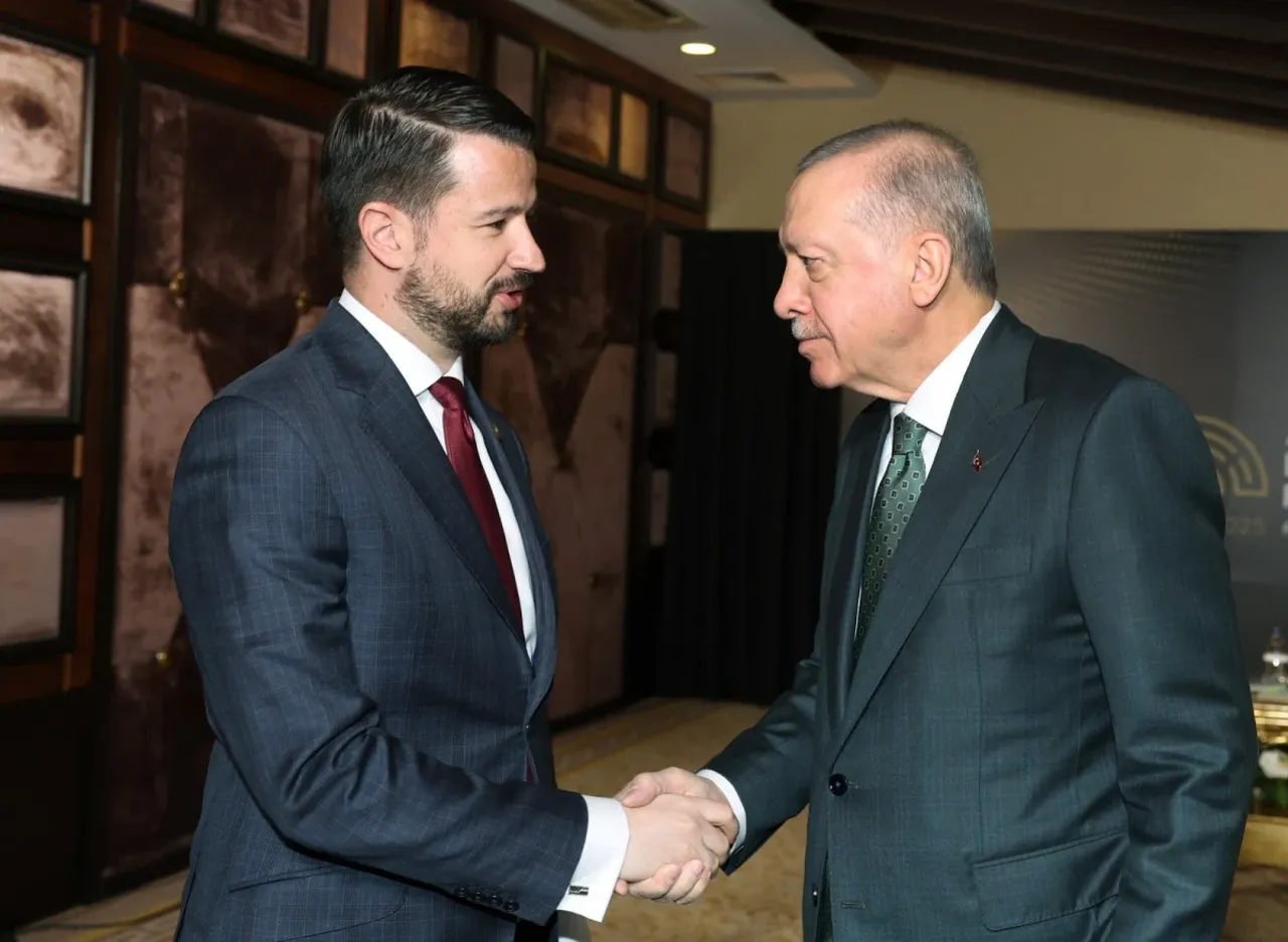 Cumhurbaşkanı Erdoğan'dan diplomasi trafiği! İlk görüşme Aliyev'le gerçekleşti