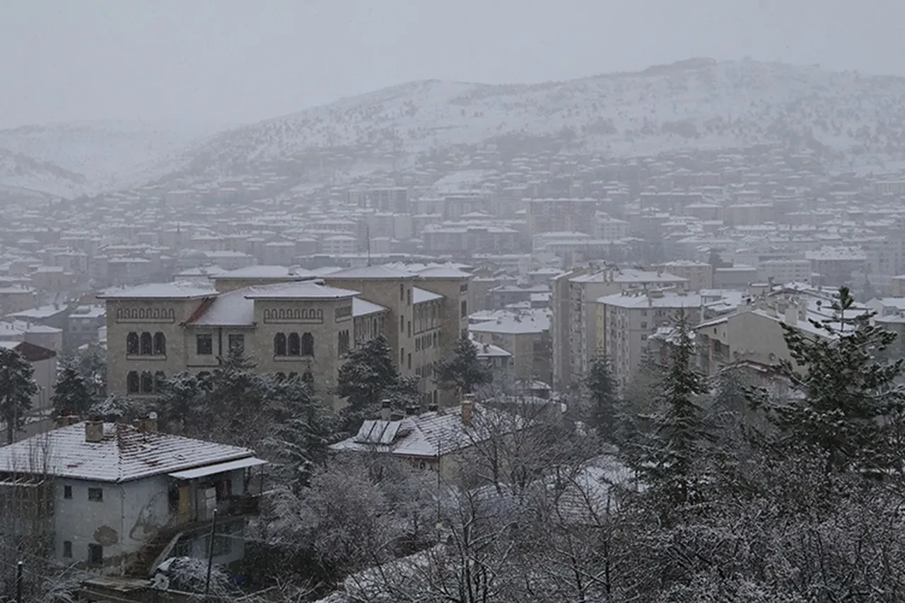 Türkiye de bu bir ilk değil! Nisan aylarında ters köşe yapan kar yağış tarihleri