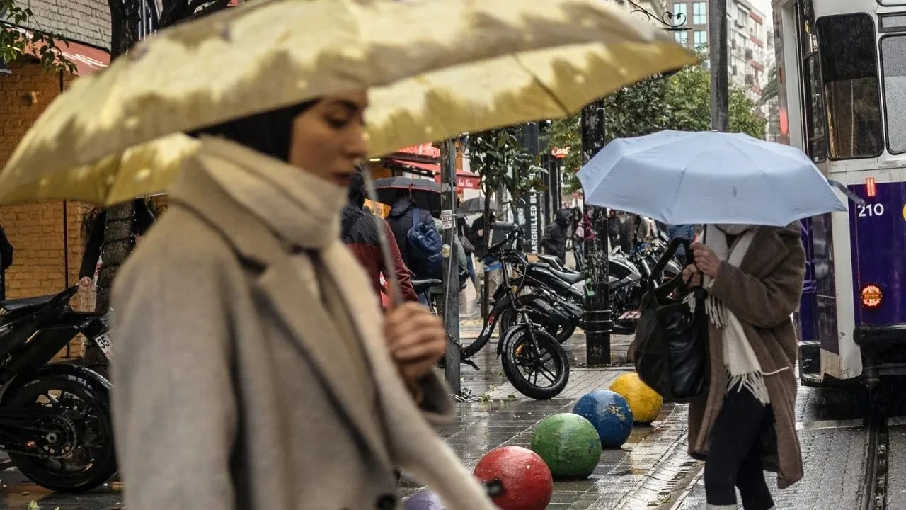 Bahar beklerken kar bastırıyor! Meteoroloji hafta sonu için uyarılarını sıraladı