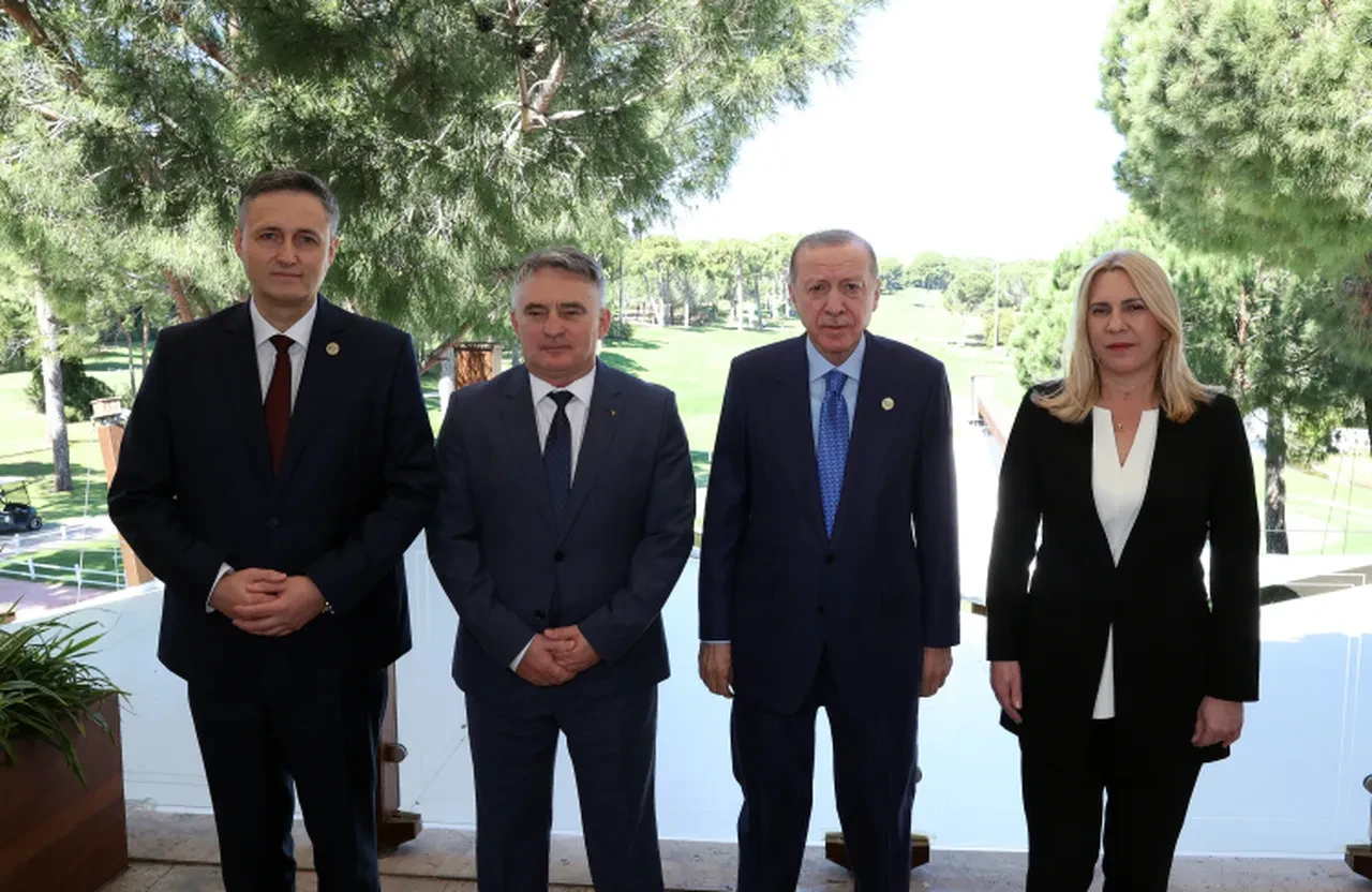 Cumhurbaşkanı Erdoğan'ın diplomasi trafiği sürüyor! Liderlerle kritik görüşmeler