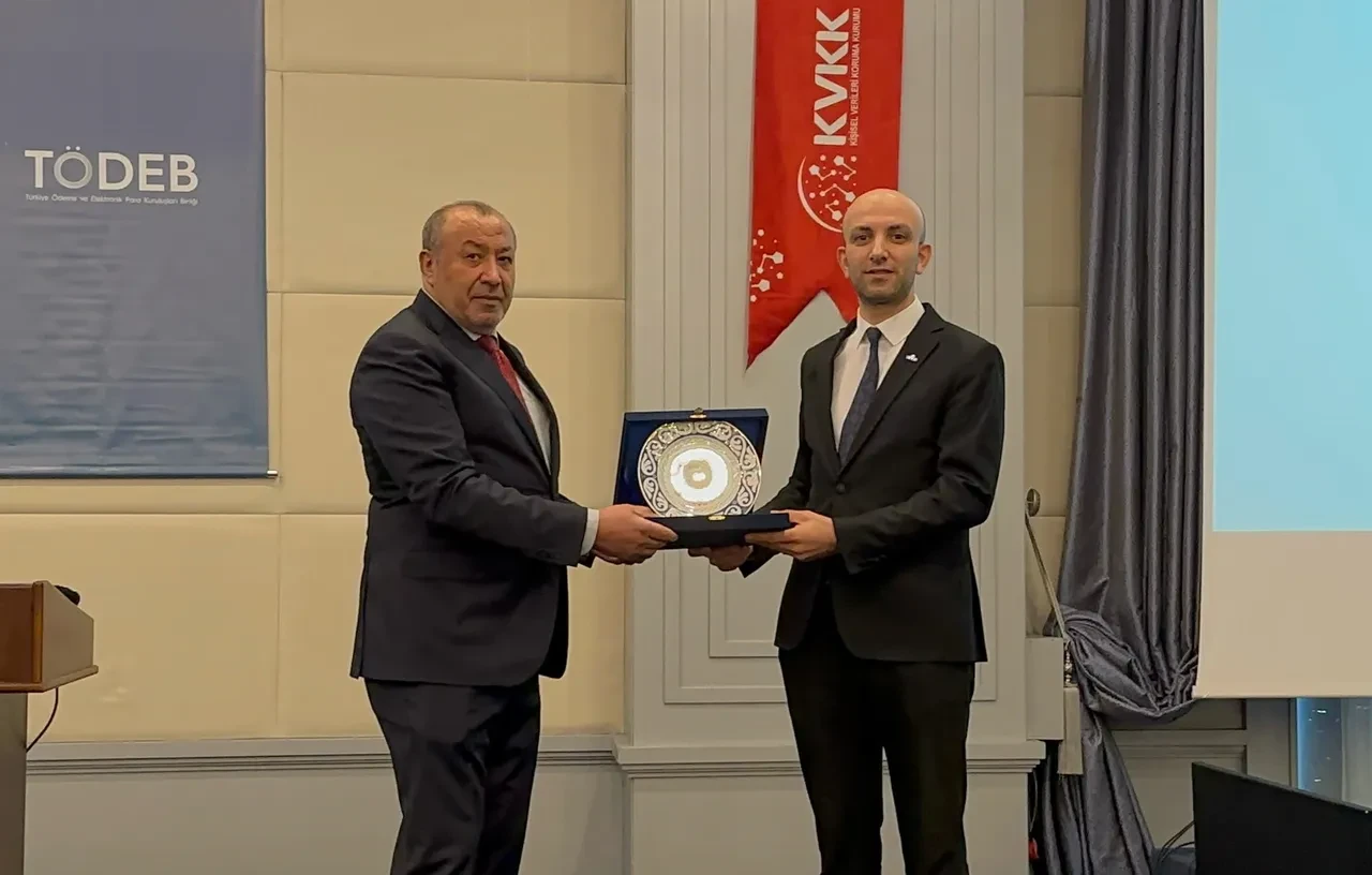 Ödeme ve Elektronik Para Sektörüne Özel yeni KVKK Rehberi tanıtıldı! Belirsizlik ortadan kalkıyor