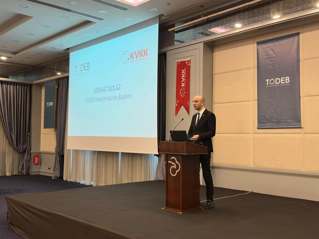 Ödeme ve Elektronik Para Sektörüne Özel yeni KVKK Rehberi tanıtıldı! Belirsizlik ortadan kalkıyor