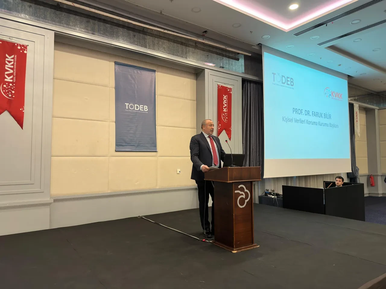 Ödeme ve Elektronik Para Sektörüne Özel yeni KVKK Rehberi tanıtıldı! Belirsizlik ortadan kalkıyor