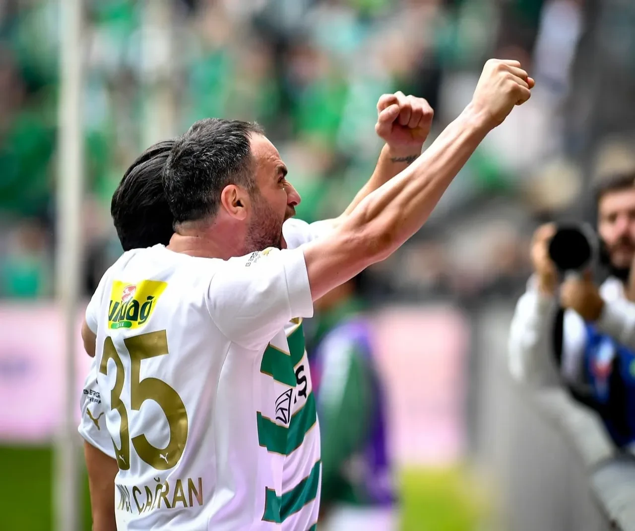 Bursaspor'un şampiyonluk yolunda son durağı Hopaspor! TFF 3. Lig'in şampiyonu saatler sonra belli olacak