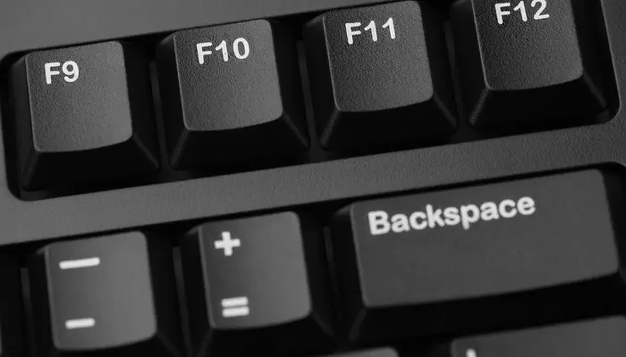 F11 Tuşu Görevi Nedir, Nerede ve Ne İşe Yarar? Klavyede F11 Tuşu Hangisi?