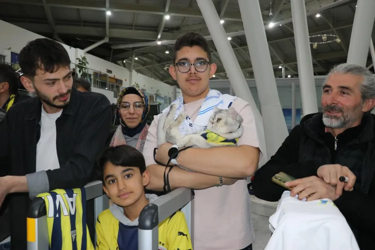 Fenerbahçe Sivas Deplasmanında büyük bir coşkuyla karşılandı