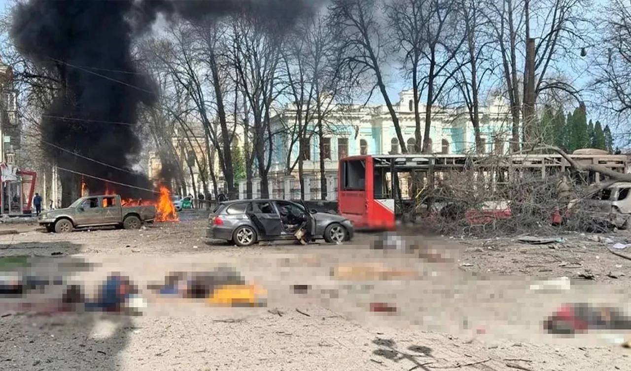 Rusya Ukrayna'yı kana buladı! Balistik füze saldırısında çok sayıda ölü var