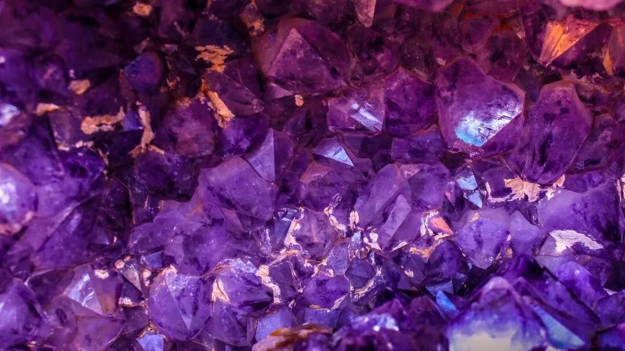 Bu renk aslında yok! Beyniniz sizi kandırıyor