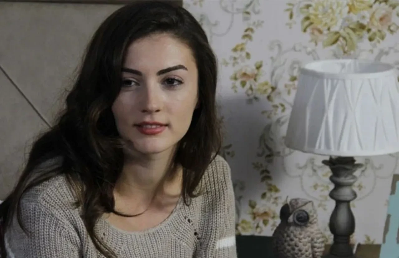 Burcu Özberk yeni dizisi için çalışmalara başladı! Atış talimindeki videosu sosyal medyayı salladı