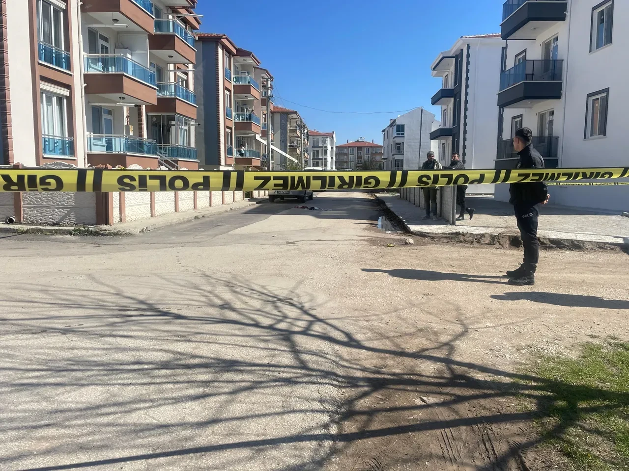 Sokak ortasında vahşi cinayet! Eşini gözünü kırpmadan öldürdü