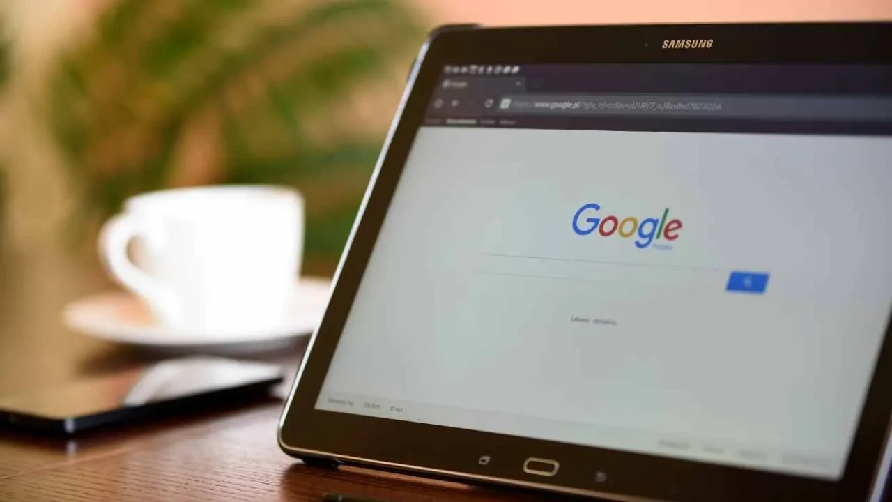 Tarihe geçen internet açığı: Google.com'u satın aldı! Dünyanın en değerli alan adı
