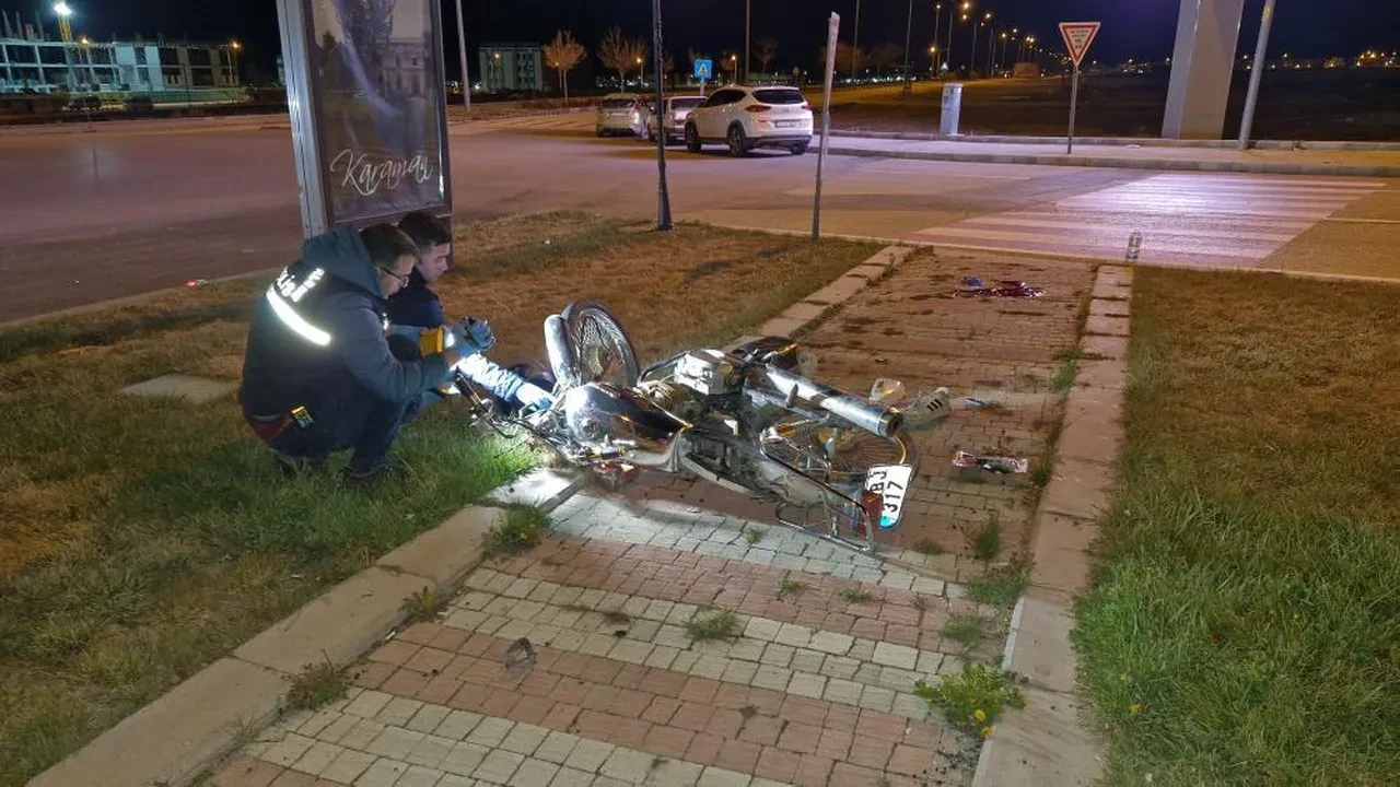 17 yaşındaki gencin korkunç sonu! Otomobile çarparak metrelerce savruldu