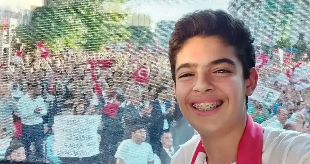 Cem Küçük'ten Berkay Gezgin için çarpıcı iddia: '1 milyon TL aktarıldı!'